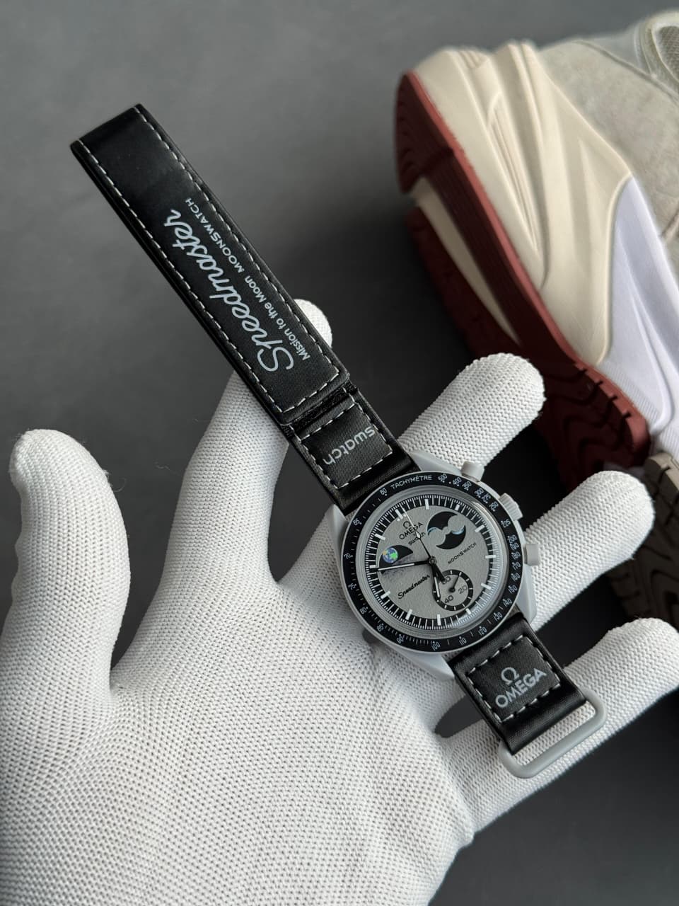 OMEGA X SWATCH BIOCERAMIC MOONSWATCH MISSION TO MOON