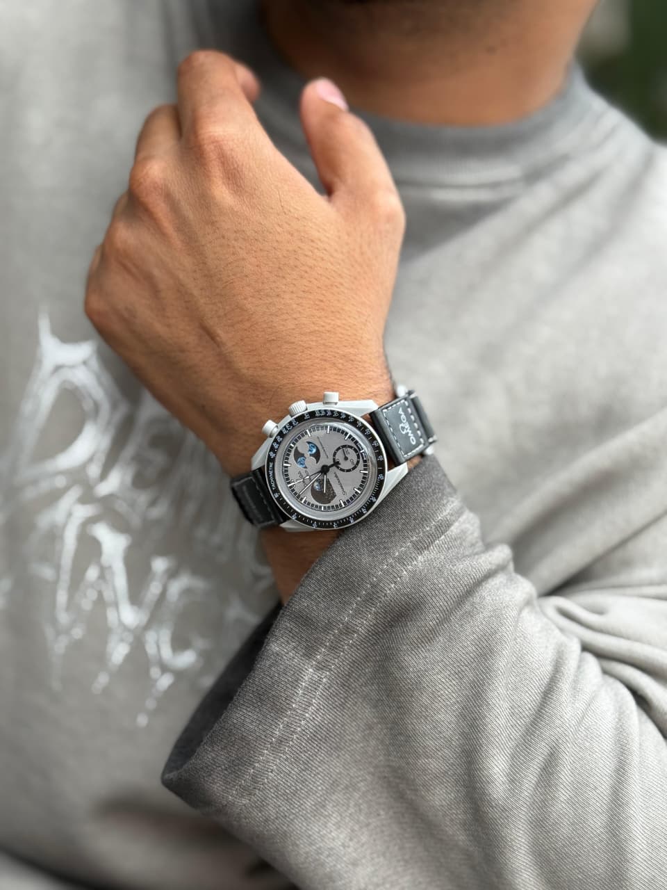 OMEGA X SWATCH BIOCERAMIC MOONSWATCH MISSION TO MOON