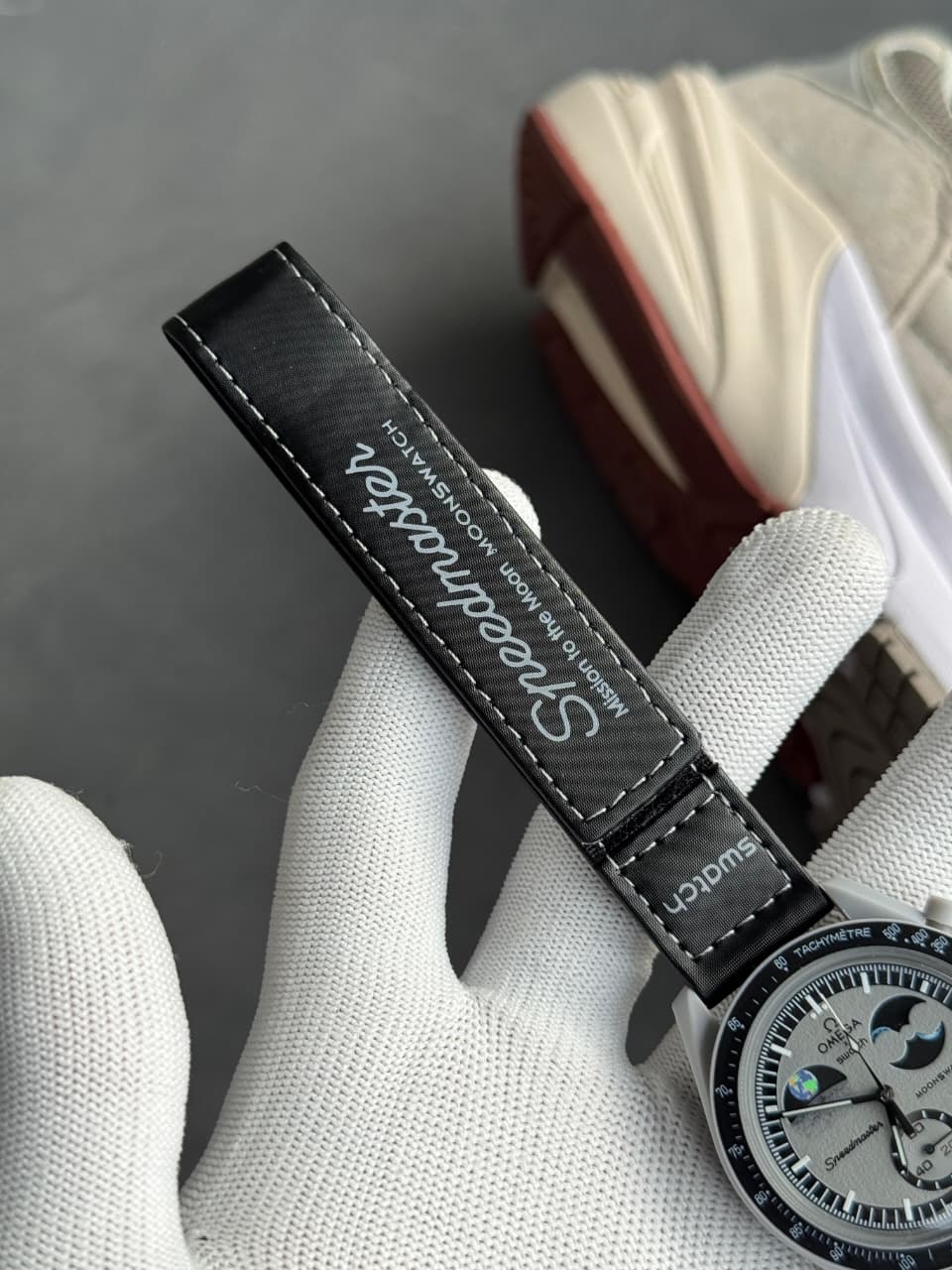 OMEGA X SWATCH BIOCERAMIC MOONSWATCH MISSION TO MOON