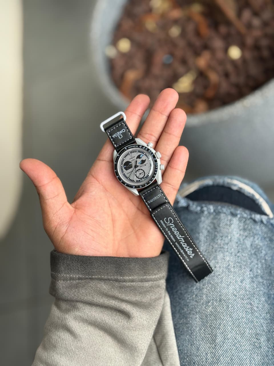 OMEGA X SWATCH BIOCERAMIC MOONSWATCH MISSION TO MOON