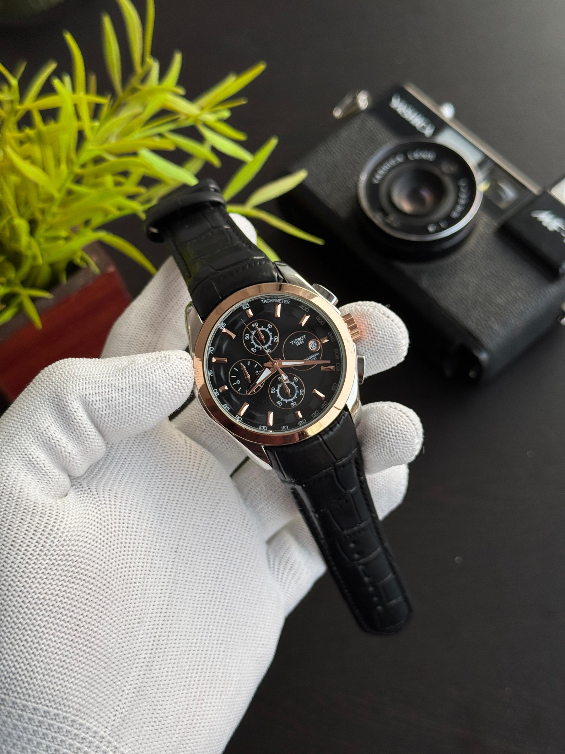 LEATHER STRAP CHRONO WORKING WATCH