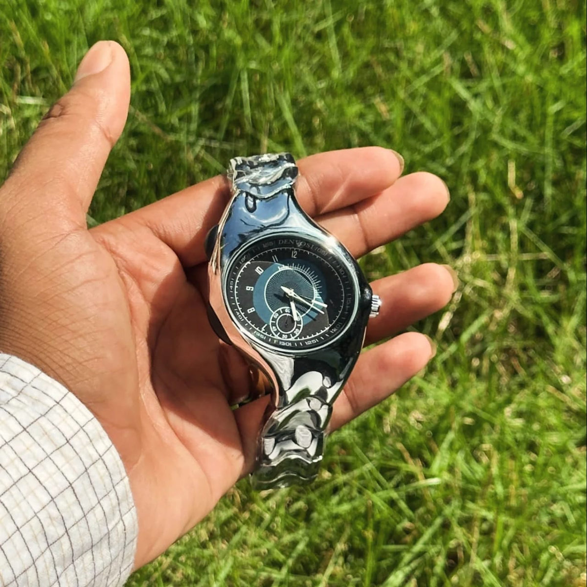 TRIAX Y2K WATCH