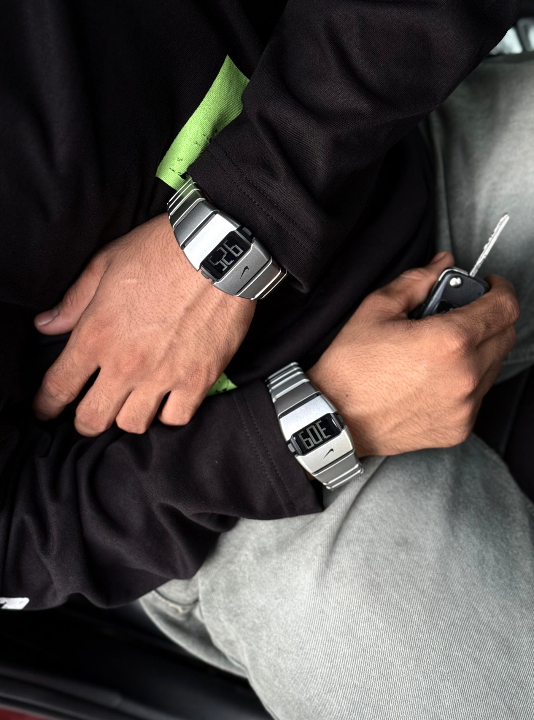 D-LINE DIGITAL WATCH