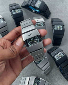 D-LINE ANALOG WATCH
